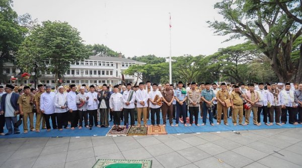 Ikhtiar Memohon Turun Hujan, ASN Kota Bandung Salat Istisqo Berjamaah
