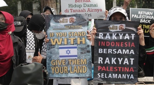 Dukung Perjuangan Palestina, AWG Gelar Aksi Damai Depan Kedubes Amerika Serikat