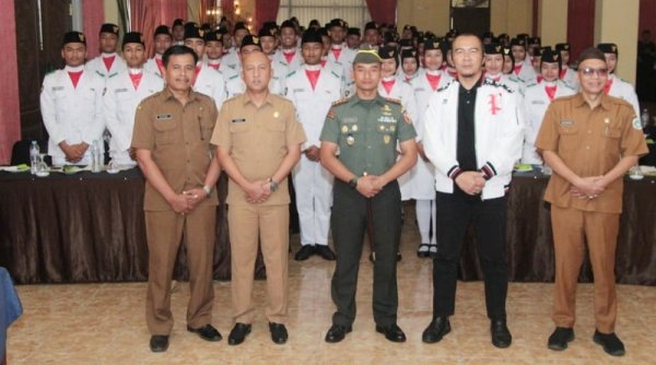 Paskibraka Kabupaten Lamongan Dibekali Wasbang