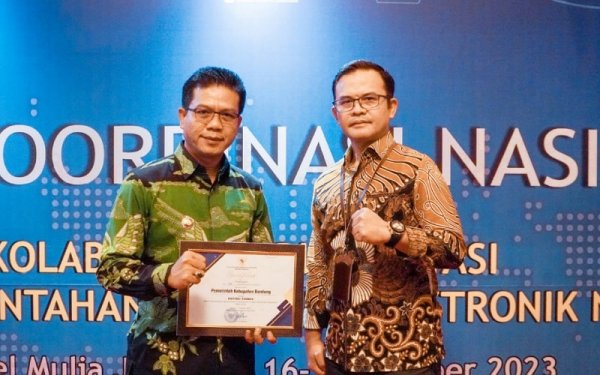 Raih Banyak Prestasi, Kang DS Ingatkan untuk Tetap Rendah Hati