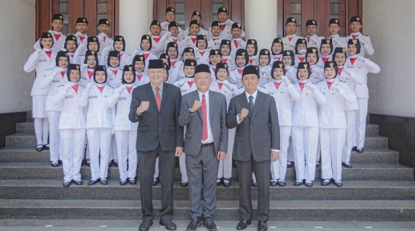 Pj Wali Kota Ajak Pemuda Melek Teknologi dan Peduli Lingkungan