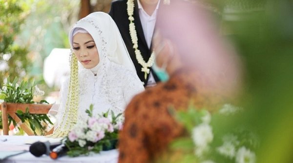 Menjamak Salat Saat Resepsi Pernikahan Bolehkah? -