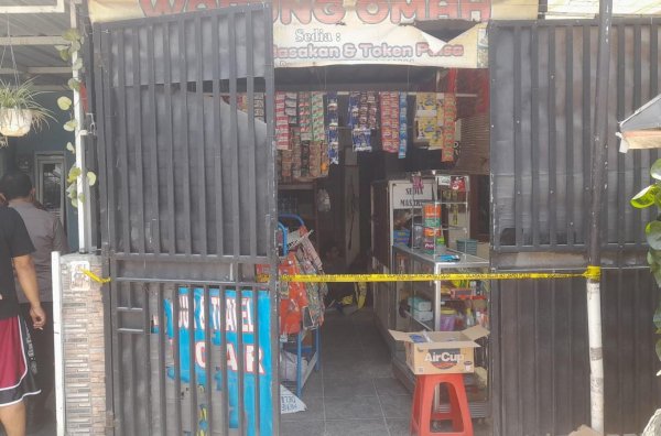 Diduga Sakit, Wanita Paruh Baya Ditemukan Meninggal di Kamarnya