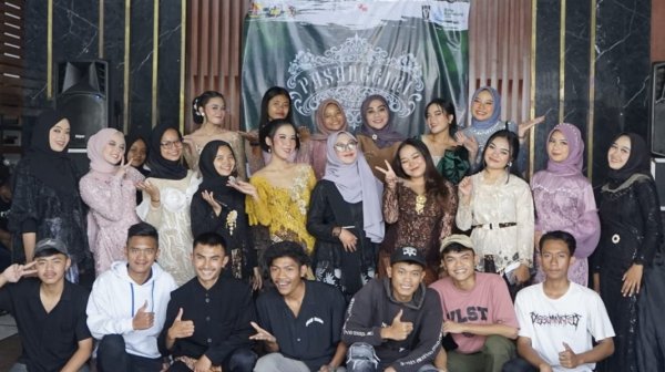 Harmoni Suara dan Budaya Sunda Berkumandang di Pasanggiri Pop Sunda