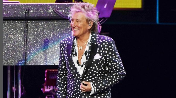 Rod Stewart akan Manggung di Singapura pada Maret 2024