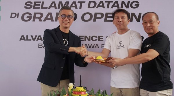 ALVA Resmi Elektrifikasi Jawa Barat lewat Kehadiran ALVA Experience Center di Bandung