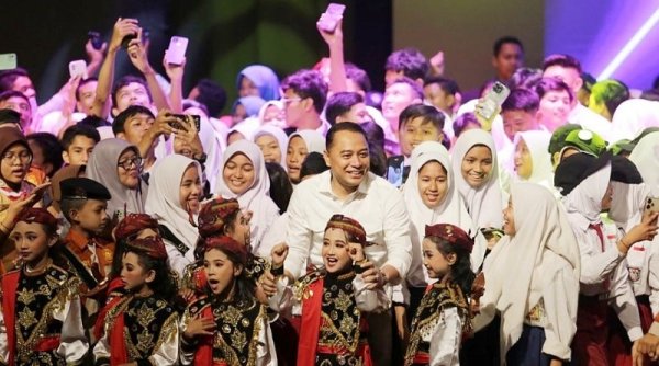 Awarding Duta Trantibum 2023, Wali Kota Eri Jadikan Mereka Agen Perubahan