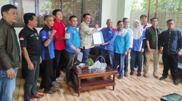 Sikapi Masalah Upah, Gabungan Serikat Pekerja/Buruh Sampaikan Aspirasi ke Disnaker Kabupaten Bandung