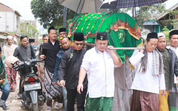 Ini yang Menyebabkan Bupati Bandung Dadang Supriatna Merasa Sangat Kehilangan oleh KH Asep Jamaludin