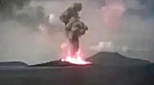 Erupsi Gunung Anak Krakatau, Kolom Abu Capai 1.000 Meter di Atas Puncak