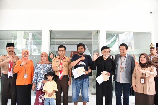 Keren! Bupati Bandung Gelontorkan Bantuan Untuk 224.468 Penerima di 31 Kecamatan