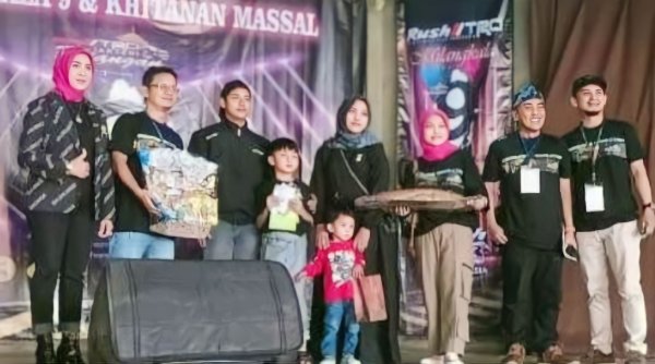 Dalam Rangka Anniversary, TRCI Chapter Priangan Gelar Khitanan Massal