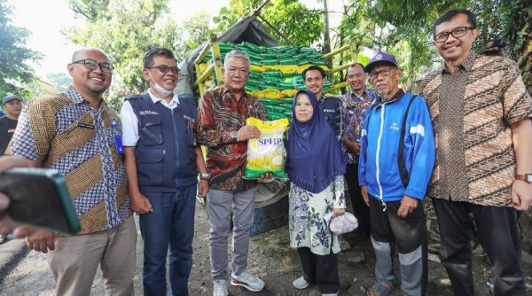 Erwin Pastikan Ketersediaan Beras di Gudang Bulog Aman hingga Maret 2024