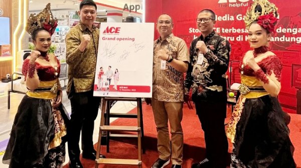 ACE Plaza IBCC Bandung Resmi Menjadi Toko Terbesar di Indonesia dan Hadir dengan Konsep Belanja yang Inovatif