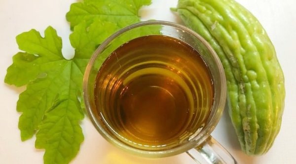 Minum Air Rebusan Daun Paria Setiap Hari, Rasakan Efeknya Seperti Ini