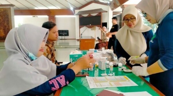 Peringati Hari Ibu, Layanan Kesehatan Pemkab Bojonegoro Disambut Antusias Peserta