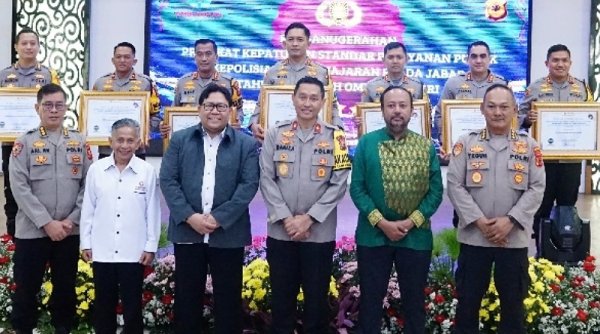 Polresta Bandung Raih Penghargaan Dari Ombudsman Republik Indonesia