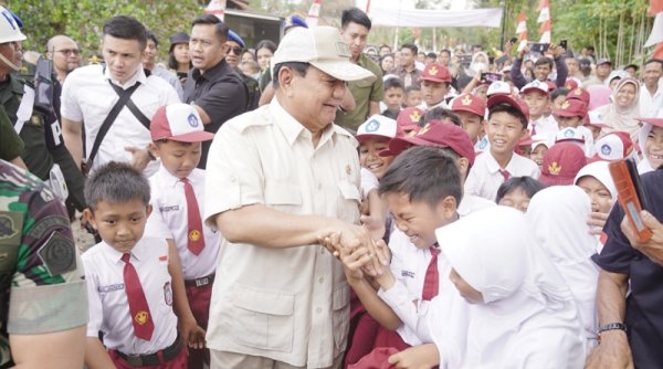 TKN: Program Makan Siang Gratis Dorong Kesejahteraan di 76 Negara, Ciptakan 4 Juta Pekerjaan