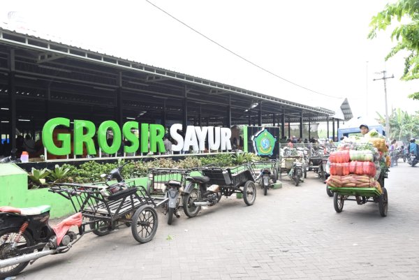 Omzet Pedagang Meningkat, Gus Muhdlor Bakal Bangun Lagi Grosir Sayur Pasar Kedungrejo Waru