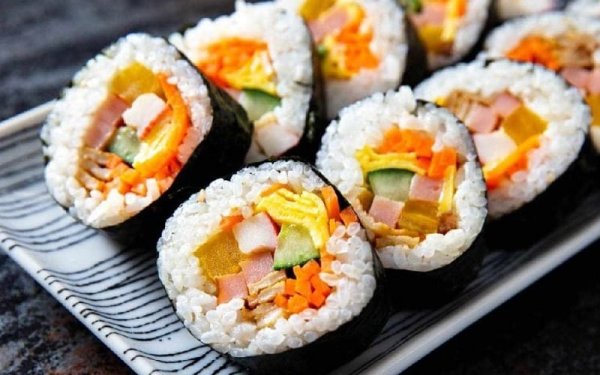Layak Dicoba, Ini 6 Makanan Korea yang Hits di Indonesia