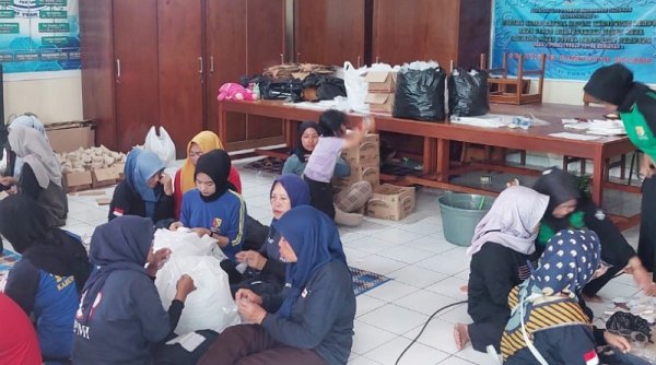 Pemkab Bandung Dirikan Dapur Umum untuk Warga Terdampak Banjir