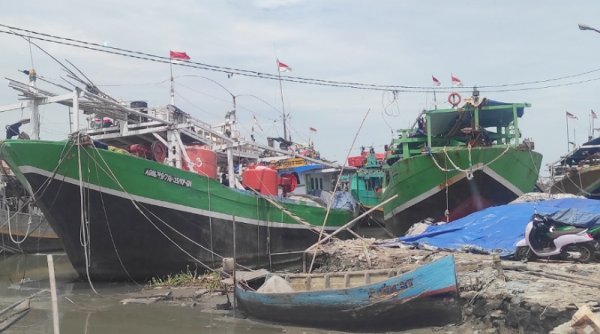 Melongok Pantai Karangsong, Sentra Bisnis Ikan Laut di Indramayu