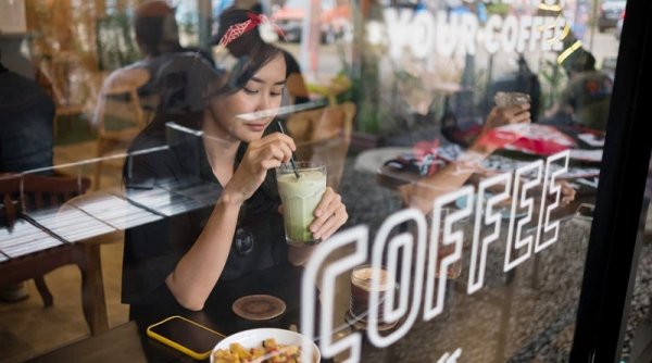 KamiKamu Coffee, Tempat Nongkrong Asyik Berkonsep Klasik di Antapani