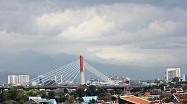 Sempat Diguyur Hujan Ringan, Cuaca Bandung Sepanjang Hari ini akan Berawan