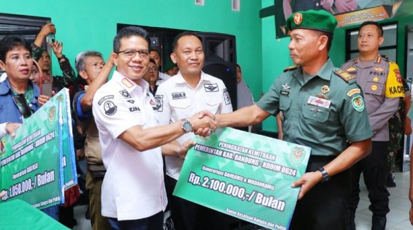 Ini Alasan Bupati Dadang Supriatna Naikkan Insentif Danramil dan Babinsa