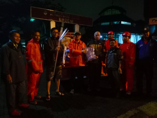Gerak Cepat Pemkot Cimahi Atasi Banjir dan Kirim Bantuan Logistik Pada Warga Terdampak