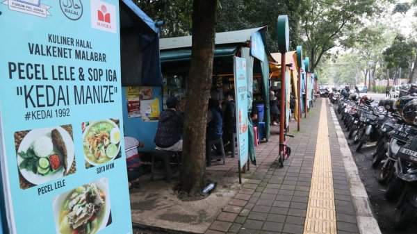 Yuk Nyoba Food Street di Jalan Malabar Kota Bandung