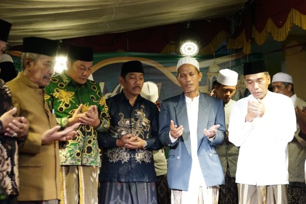 Haul KH. Sholeh Qosim, Wabup Sidoarjo Mohon Doa Mengatasi Permasalahan Bencana Alam di Sidoarjo