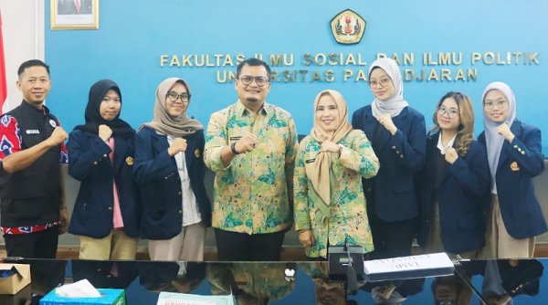 Prodi Kearsipan Digital Unpad Lepas Mahasiswa Magang di Dispusip Kab Bandung