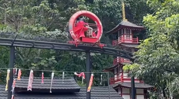 TRAVELING | Sky Ride, Wahana Baru di The Great Asia Afrika Lembang yang Menantang Adrenalin