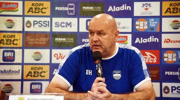 Jeda Panjang Pemilu 2024, Bojan Liburkan Pemain Persib Tiga Hari