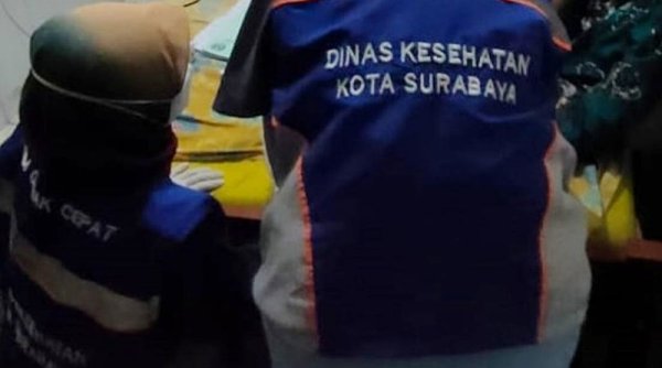 Diduga Ingin Bunuh Diri Mahasiswi Asal Karawang Jabar Berhasil Diselamatkan Warga Surabaya