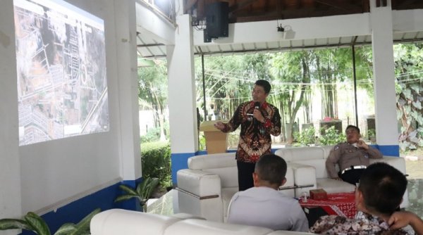Jelang Pertandingan Liga 1 Persib vs Persis Solo, 1.050 PKL di GBLA Ditertibkan
