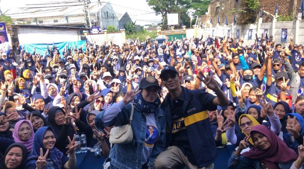 Lebih Dari 1000 Warga Antusias Ikuti Jalan Sehat yang Digelar Fauzan Rachdiansyah