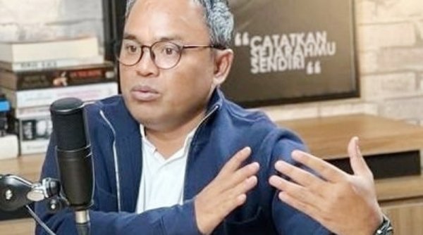 Islah Bahrawi: Kami Bukan Keluarga Polisi, Tapi Kami Bela Independensi Polri