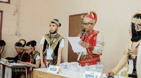 Yang Unik dari Pemilu di Kota Bandung, Pandawa Lima Hadir di TPS 005