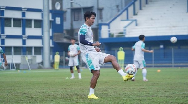 Jupe Izin Mengikuti Kursus Kepelatihan Lisensi B AFC