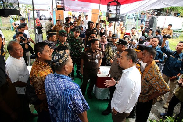 Wali Kota Eri Cahyadi Bersama Forkopimda Surabaya Keliling TPS, Target Partisipasi Pemilih Minimal 85 Persen