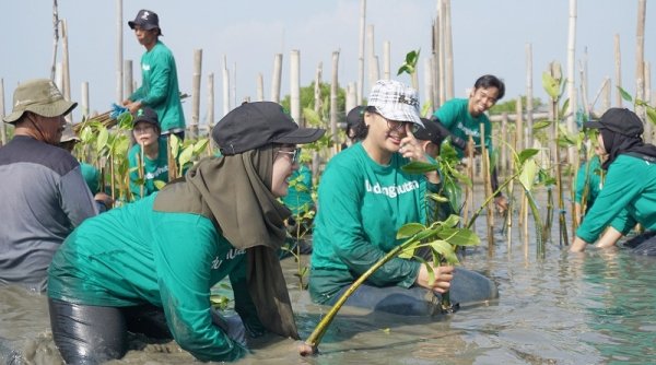Misi Peduli Lingkungan LindungiHutan untuk Hutan Indonesia