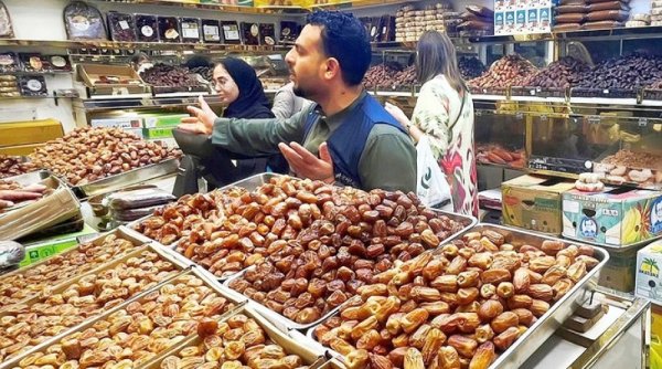 Pasar Kurma di Jeddah Ramai Menjelang Ramadhan