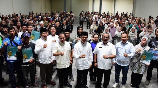 Rembug Bedas di Desa Pangauban, Bupati Bandung Salurkan Sejumlah Bantuan