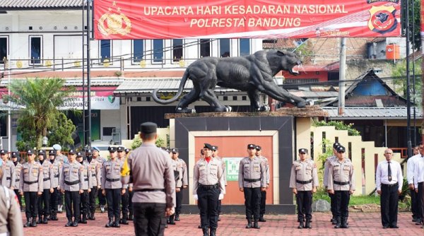 Polresta Bandung Kembali Menggelar Upacara Peringatan Hari Kesadaran Nasional 2024