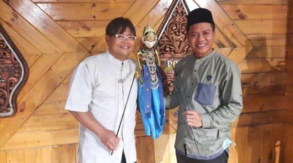 Bupati Berprestasi, Budayawan Dadan Sunandar Sunarya Dukung Kang DS dalam Pilkada 2024
