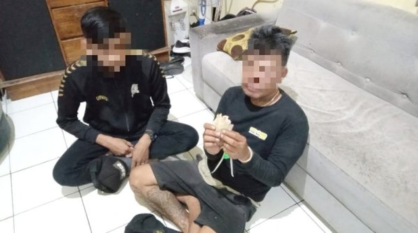 Dua Preman Bersenjata Tajam Kembali Diamankan Polsek Majalaya