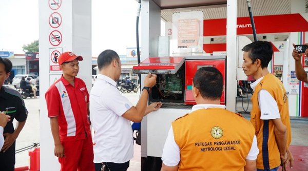 Polresta Bandung Cek Ketersedian Bahan Bakar di Dua SPBU Sepanjang Jalur Mudik Lebaran