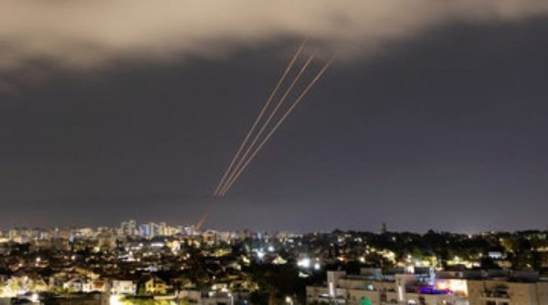 Reaksi Terhadap Drone Iran, Serangan Rudal Terhadap Israel